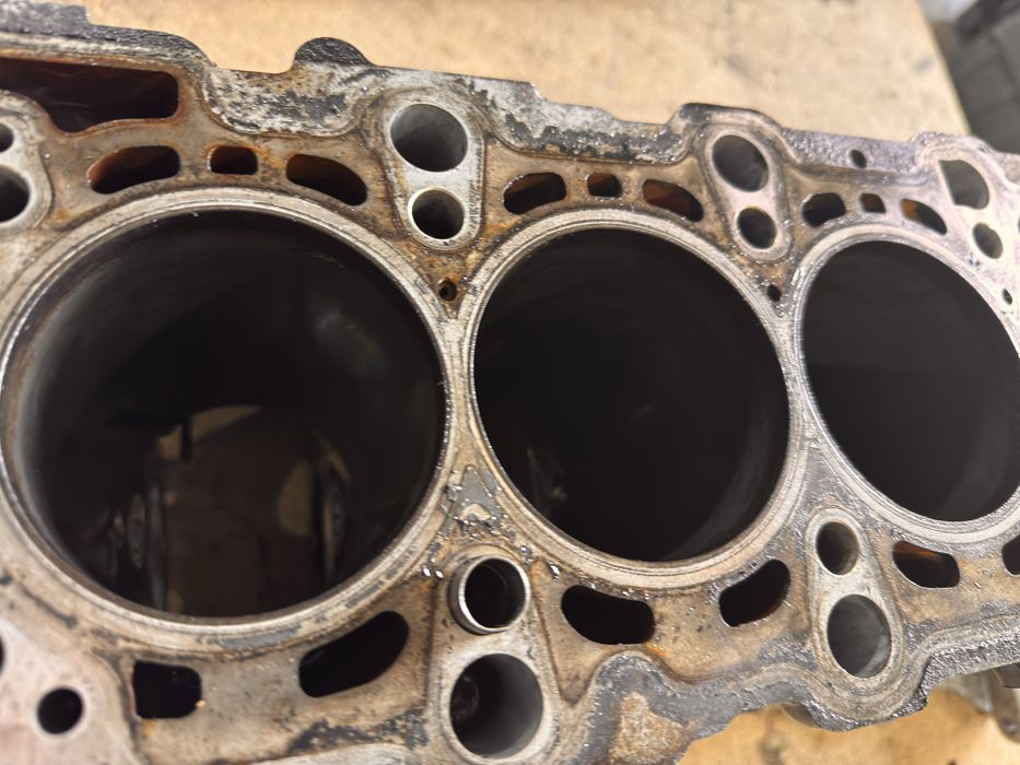 Bloco de motor aluminio Bmw 335/535/635d 306d5