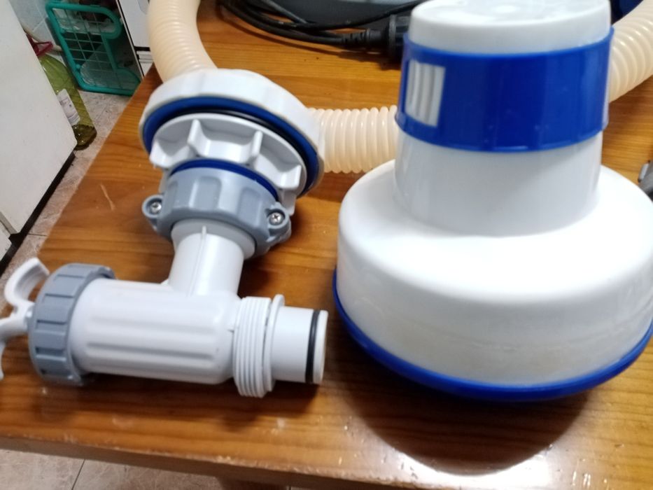 Sistema de tratamento para água de piscinas