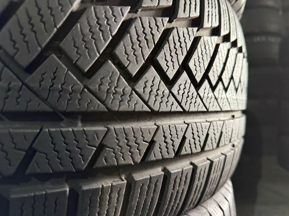 255/55R18 Continental 25p