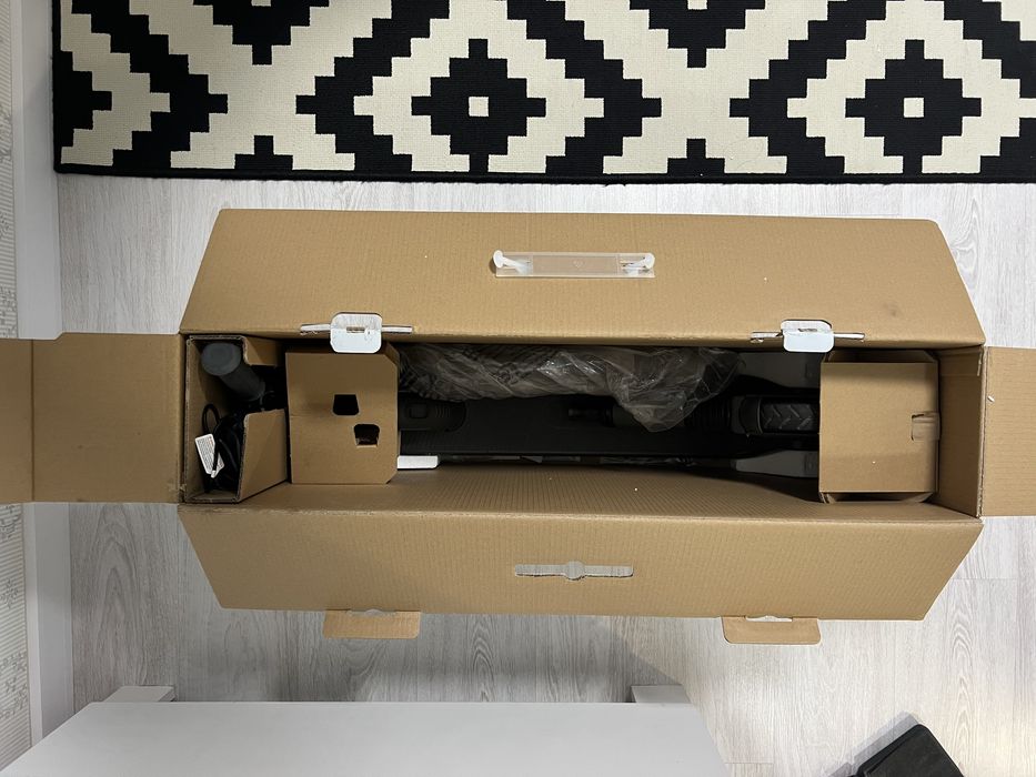 Дитячий електросамокат NINEBOT BY SEGWAY E10