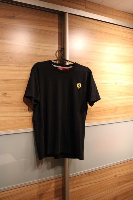 PRAWIE NOWY, T-shirt,SCUDERIA FERRARI, męski,roz.M,czarna
