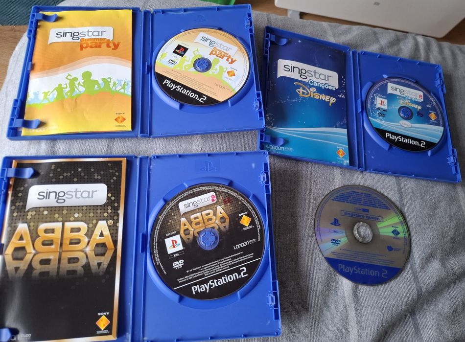 Singstar Summer Party/ Canções Disney/ ABBA/ Queen Ps2