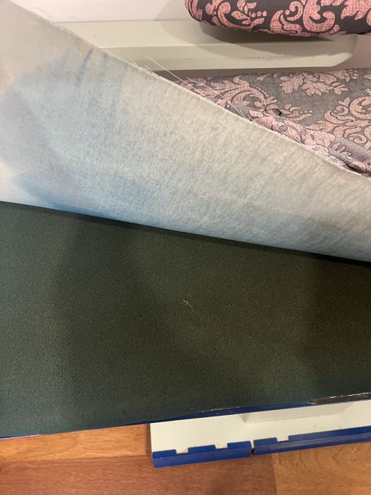 Промисловий німецький прасувальний стіл veit з витяжкою