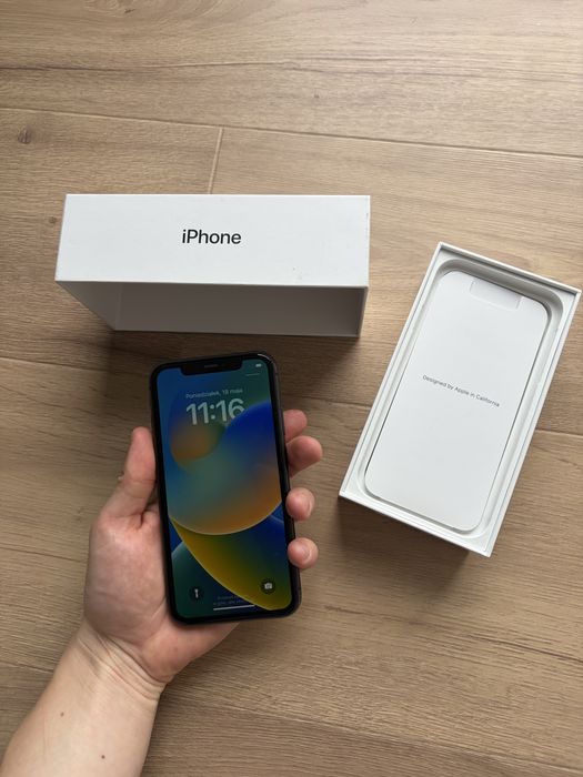 iPhone 11 64gb Czarny
