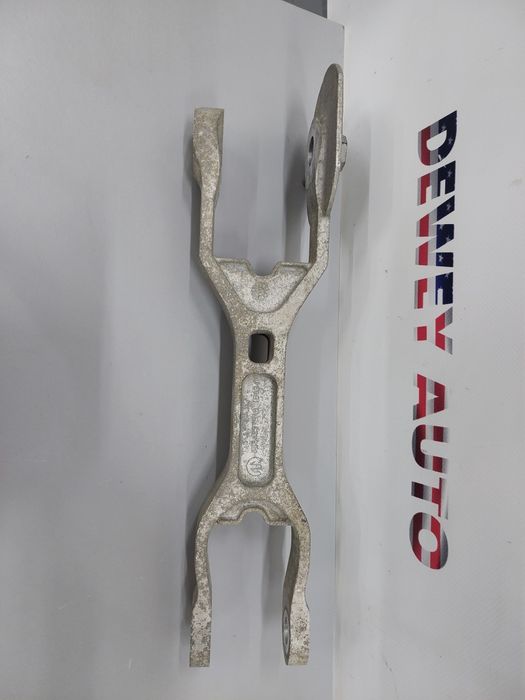 Кронштейн подушки Джип Черокі Кл 2018-2023 Розборка Jeep Cherokee Kl