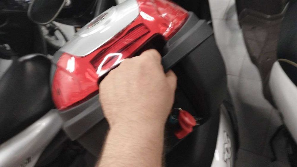 Купити кофр ТАТА YM-0830 (V-30L) в Арт Мото Хмельницький