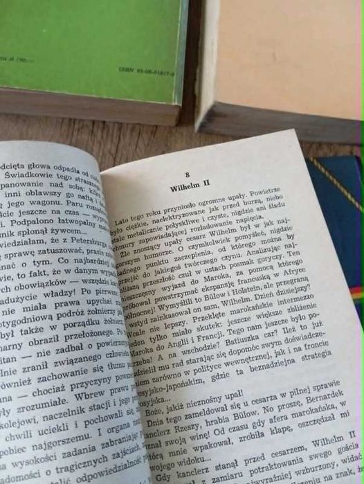 4 książki. Paczka