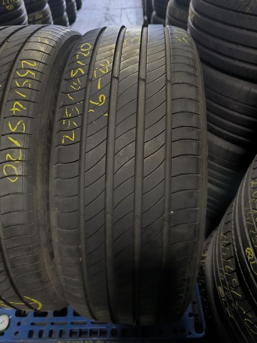 Opony Michelin primacy 4 255/45/20 para
