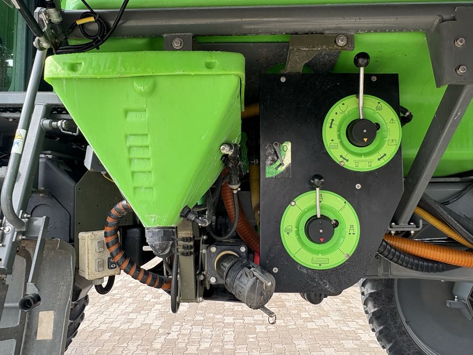 Самохідний обприскувач Tecnoma Laser 4240