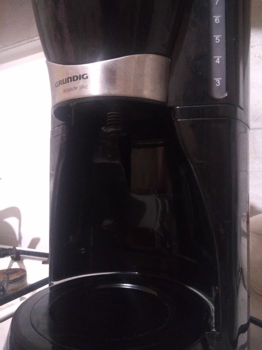 Продам кофеварку