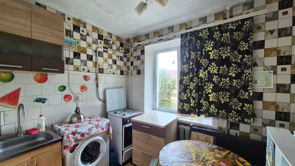 *Зх кімнатна квартира по вул.Жуковського, Олександрівський район