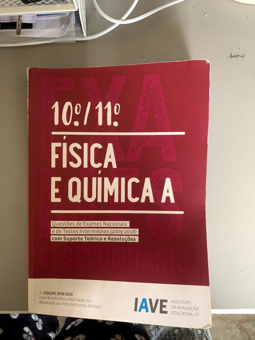 Livros de Exames 10/11º Ano