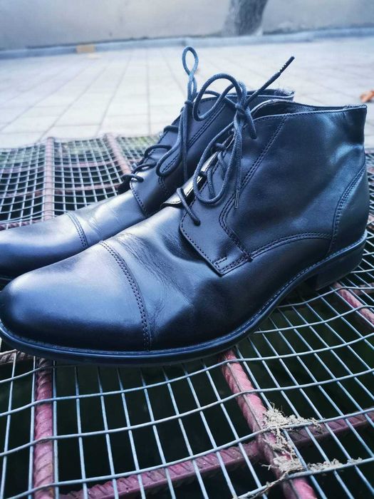 Продам оригинальные ботинки Bata