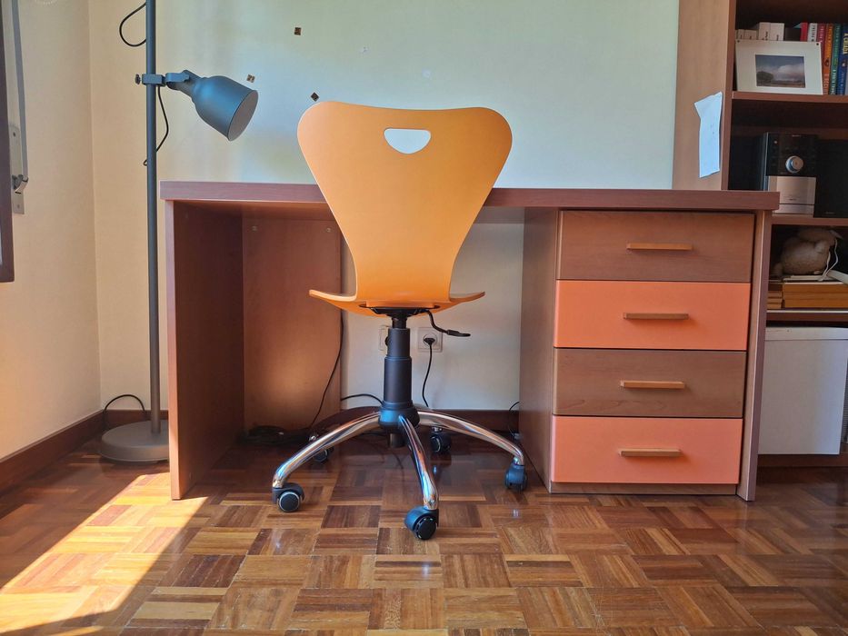 Mobília Quarto para Jovem/Adolescente – Como Novo