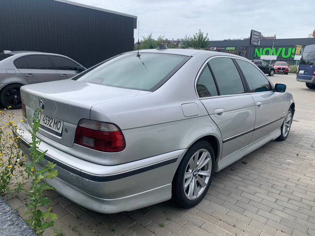 Bmw бумер Е39 бумер