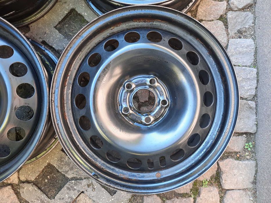Oryginalne felgi stalowe OPEL 16" 5x105 ET 39 Astra J Cruze benzyna