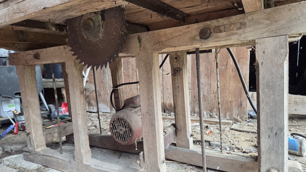 Sprzedam starą drewnianą krajzegę