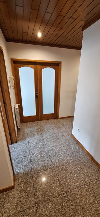 Apartamento T1+1 em Alfena