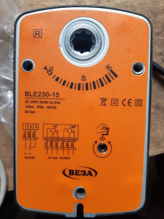 Belimo BLE 230 -15 siłownik do klapy wentylacyjnej.