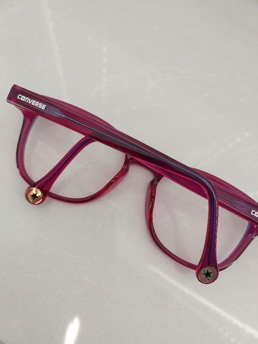 Oprawki fuksjowe converse nowe