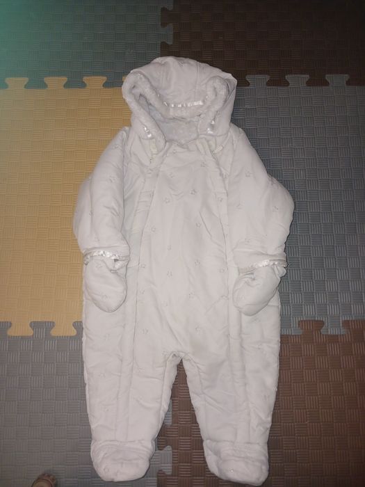 Комбінезон утеплений демісезонний 6- 9 міс