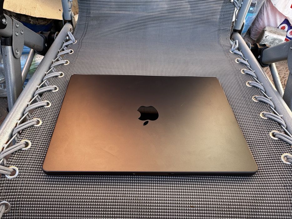 Macbook pro 14 m4 16/512