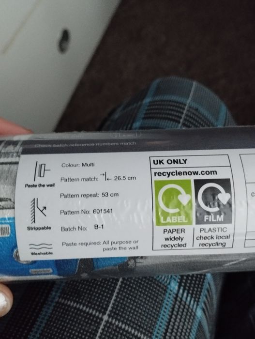 Sprzedam tapetę winylową