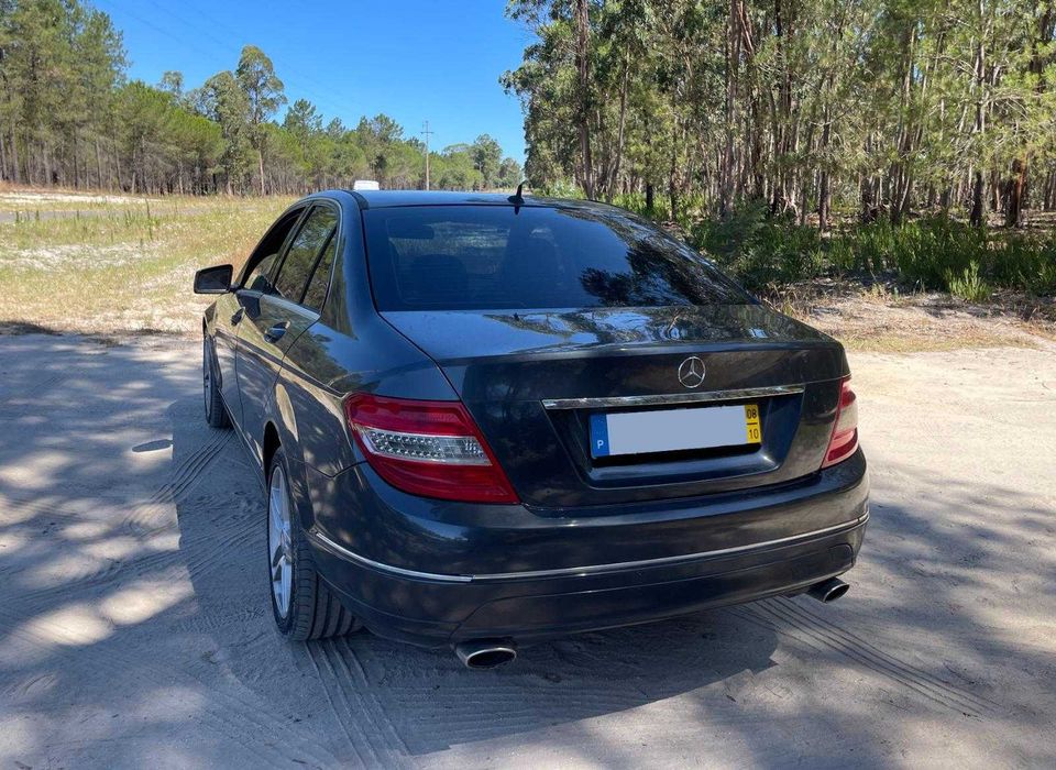 Mercedes Benz C320cdi - Nacional - 225 Cvs