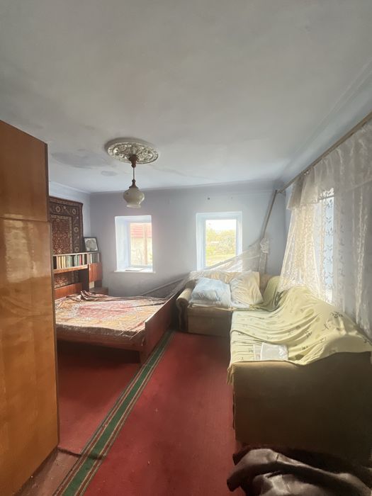 В продажу будинок у Варварівці біля річки