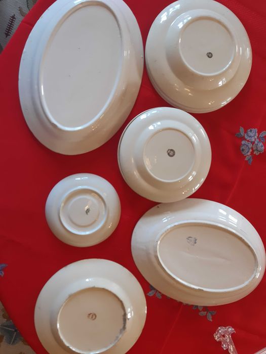 Travessas e Terrinas e Pratos Louça de Sacavem Várias Decorações
