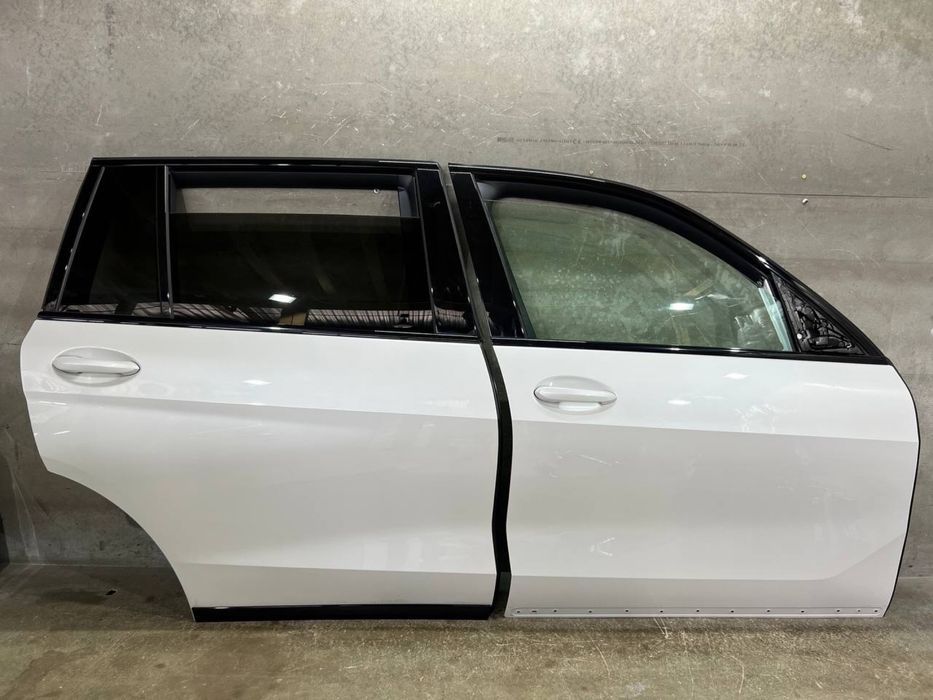 Дверка до bmw x7 g07 колір а96
