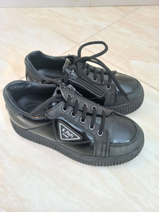 Кросівки для дівчинки