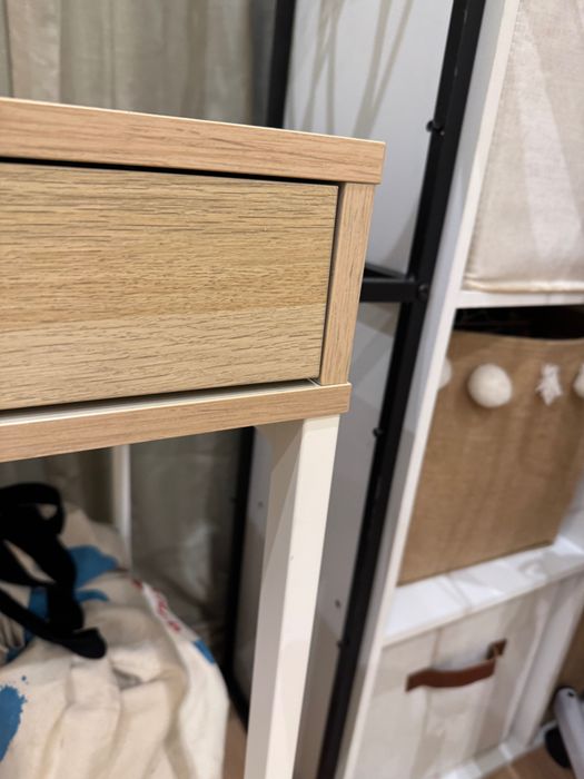 Secretaria ikea em bom estado
