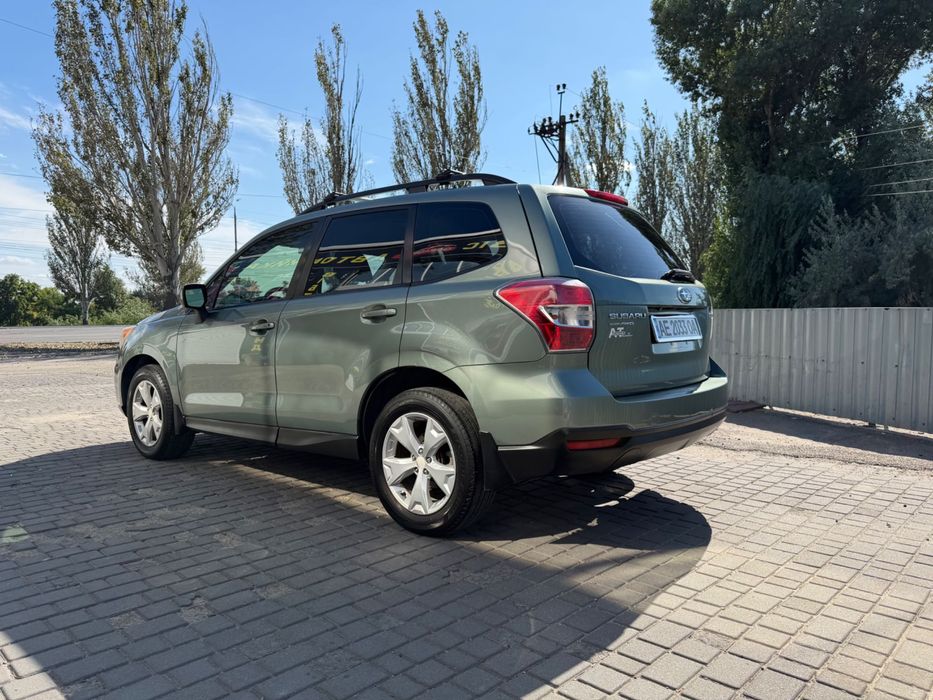 Продам Subaru Forester 2015 год, 2.5 бензин