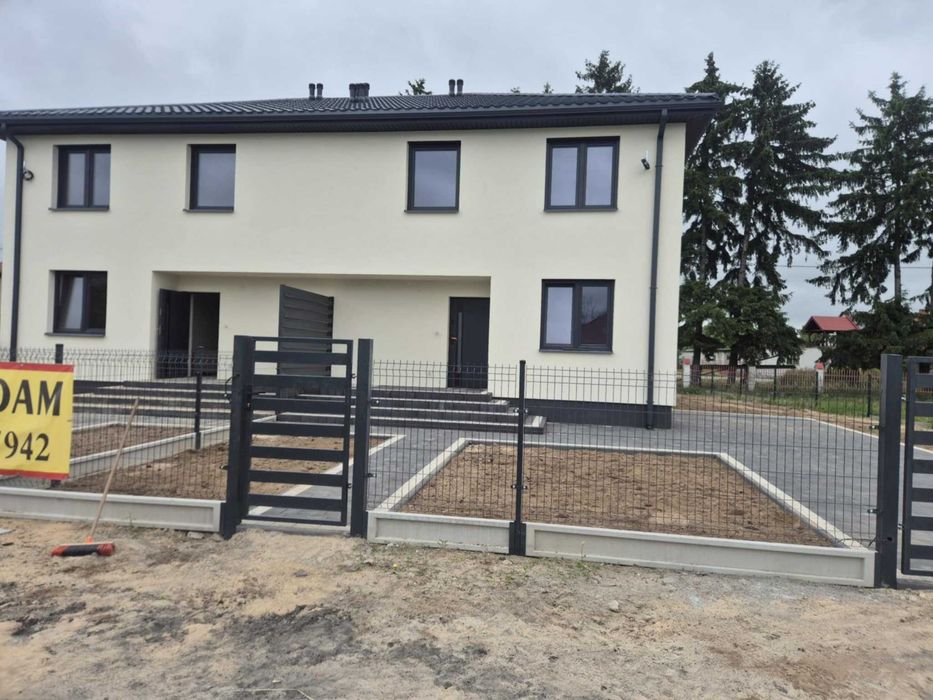 Sprzedam dom w zabudowie bliźniaczej