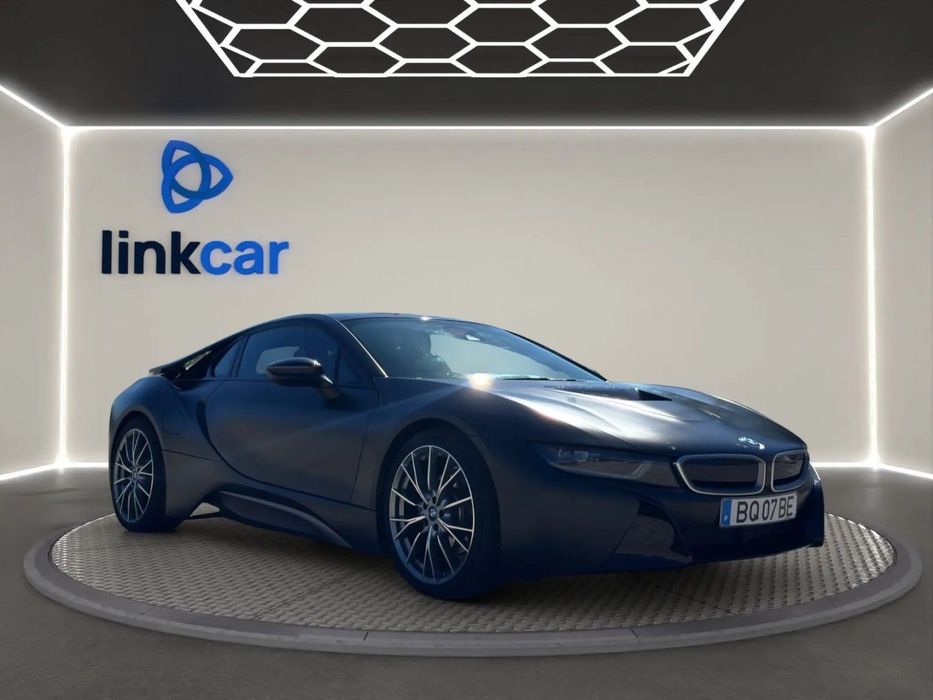 BMW i8