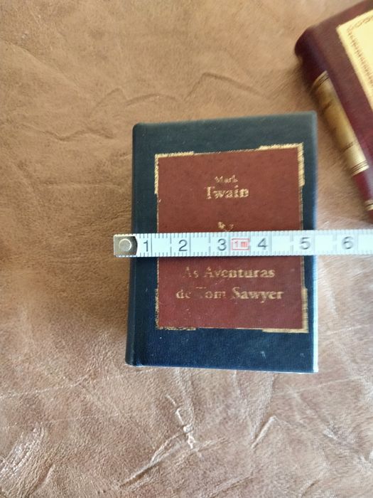 Livros em miniatura (vintage)