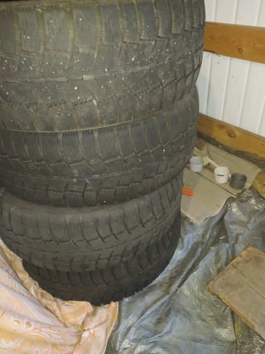 Зимові шини 205/55 R16