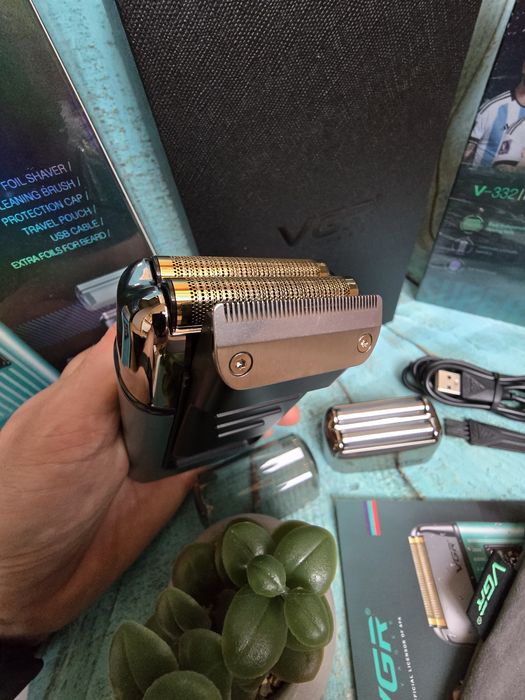 Шейвер vgr 357 оригінал  бритва для голови і бороди з тримером