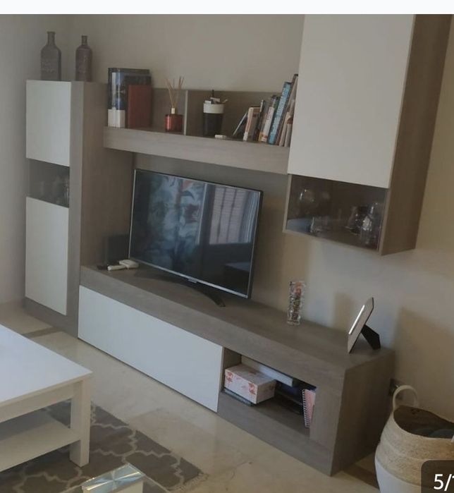 Conjunto de moveis para sala branco e taupe