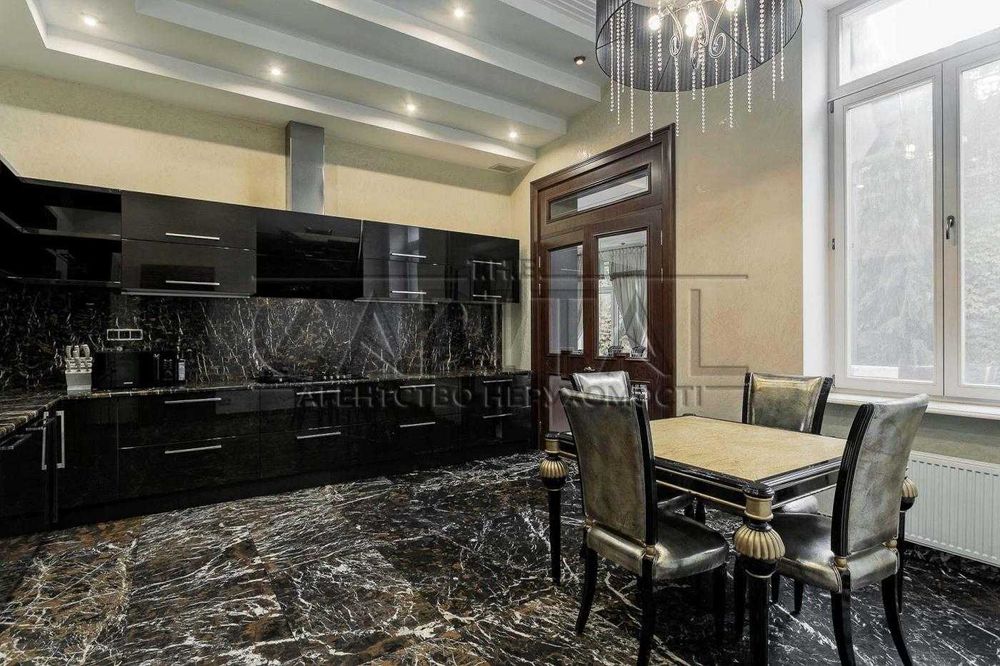 Оренда будинку, Печерськ, 1000м2, 25соток, 3 спальні, баня