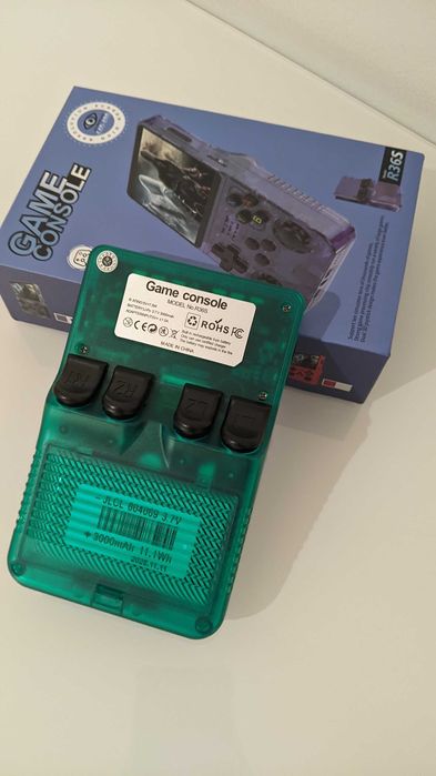 Consola R36S - Consola de jogos retro/antigos