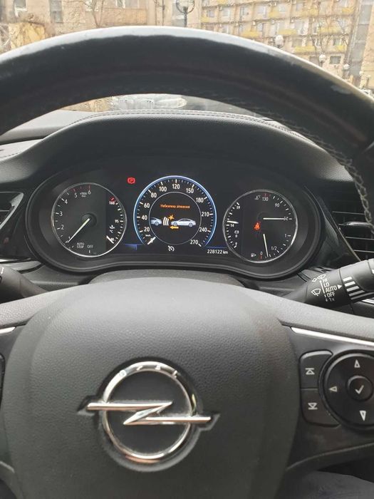 Автомобіль Opel Insignia 2020р 1,6 дизель, СВІЙ, на обліку є страховка