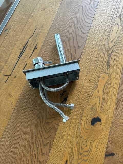 Torneira de encastrar em parede Sanindusa x2 unidades