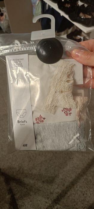 HM , Primark трусики на дівчинку