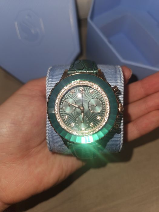 Nowy zegarek Swarovski zielony