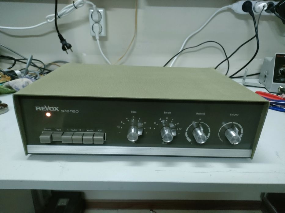 Wzmacniacz ReVox 40 lampowy