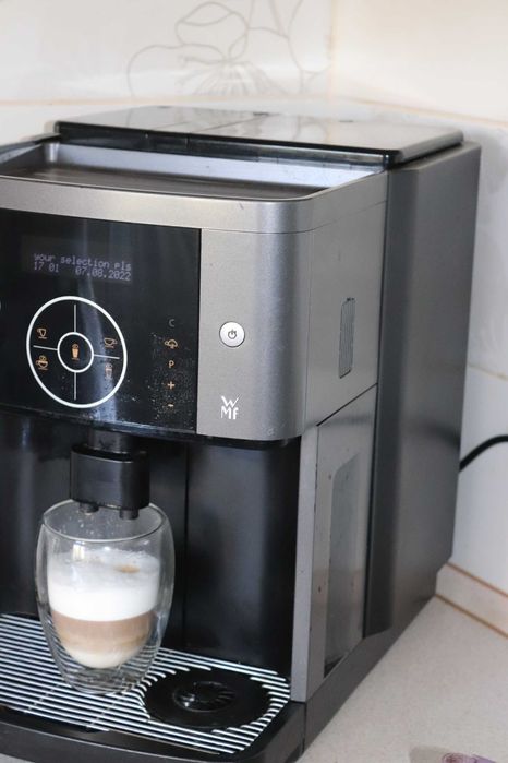 Кавомашина  кавоварка WMF 800