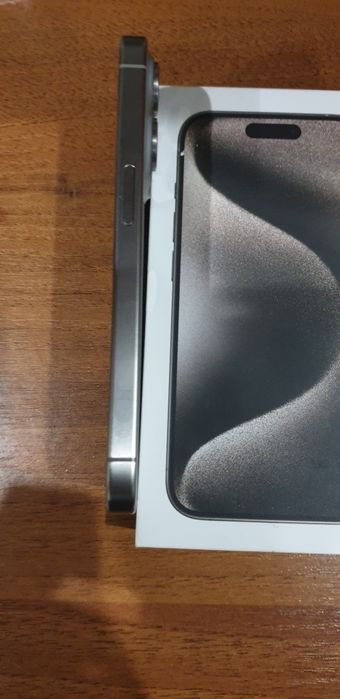 Iphone 15 pro , 128 gb, не включається, iphone