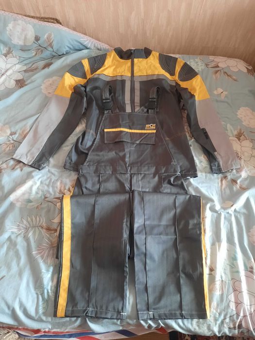 Спецодяг(куртка+полукомбінезон)роба, робочий одяг.Розм 52-54,зріст 3-4